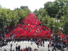 Грандиозное шествие по центру Кишинева сняли на видео с высоты птичьего полета