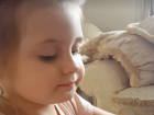 Дочь Анжелы Гонцы потребовала на видео называть ее по фамилии отца