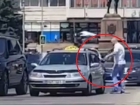 Драку таксиста с водителем внедорожника сняли на видео в Кишиневе