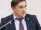 Александр Стояногло отказался от отпуска и вернулся на работу 