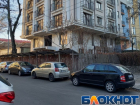 Неужели снова незаконная стройка? Очень долго дом в центре Кишинева не могут сдать в эксплуатацию