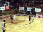 Феноменальный бросок на последней секунде матча, сделавший баскетболиста звездой, попал на видео
