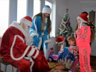 В Авдарме подарки от Деда Мороза и Снегурочки в канун Нового года получили все дети