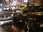 Массовая авария на путепроводе в Киеве: пострадала беременная женщина