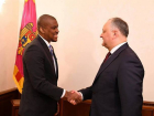 Игорь Додон встретился с послом США в Молдове 