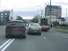 Дорожный конфликт звезды молдавского телевидения с таксистом попал на видео