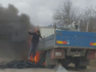 Прыжок водителя из горящего грузовика у Новых Гоян попал на видео
