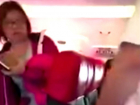 Скандал на борту самолета AirAsia с изгнанием "нахалки" сняли на видео