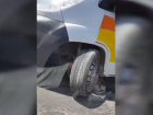 В Молдове из-за "хороших" дорог у машины скорой помощи вырвало колесо, пациент не дождался врачей