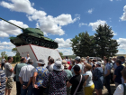 Протест в Кагуле против сноса памятника Т-34, посвященного героям Великой Отечественной войны
