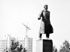 28 декабря 1982 - в Кишиневе установлен самый высокий памятник в столице