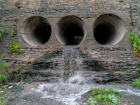 Опасные воды Молдовы - "живительный нектар" свалок и канализации
