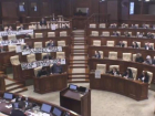 Сегодня парламент продлил ЧП в Молдове