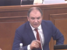 Ион Чебан отчитал Серджиу Сырбу на заседании парламента