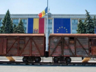 "Разжигают ненависть к России" – посольств РФ в Молдове прокомментировало установление «вагонов депортаций» в центре Кишинева