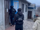 В Хынчештах четверо вооруженных вымогателей попали под стражу