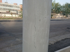 Кишиневский "столбняк": на Албишоаре трещины в столбах скрывали за новой краской
