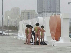 Туристы с голыми задницами в "купальниках Бората" шокировали полицейских Астаны