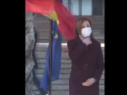 Юмор соцсетей: как флаг Республики Молдова надавал Майе Санду по голове