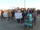 В селе Сочитены протест - отчаявшиеся люди требуют регулярного пассажирского сообщения с городом