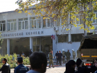 После взрыва в Керчи в колледж ворвались автоматчики