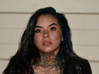 Самая красивая преступница США с "любовной" татуировкой вызвала неожиданную реакцию соцсетей