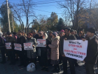 Противники вакцинации детей устроили акцию протеста в Комрате