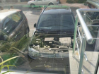 На Буюканах автоворы умудрились оставить без капота шикарный внедорожник
