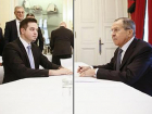 Встречу в кулуарах провел Ульяновски с российским министром Сергеем Лавровым 