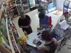 Житель Кишинева не постеснялся украсть телефон у бабушки