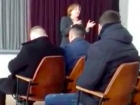 Незаконная предвыборная агитация депутата в столичном колледже попала на видео 