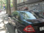 Наглую парковку элитного автомобиля на тротуаре Кишинева совершил Михай Гимпу 