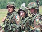 Содержать армию полностью на контрактной основе дорого для Молдовы, - Гайчук