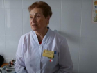 Вот, они, настоящие герои. 80-летняя ЛОР работает врачом уже 50 лет