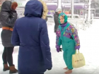 Разгуливающая по снегу босиком жительница Рышкановки попала на видео