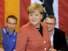 Меркель загадочно улыбалась, а избиратели подошли к выборам креативно