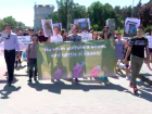 «Дайте мыло!»: акция против катастрофических условий в школах и детсадах прошла в Кишиневе