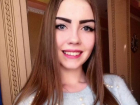 «Я истекаю кровью»: 17-летняя девушка таинственно исчезла по пути с дискотеки