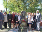 Память спасшего трех русских девочек парня увековечили в Шолданештском районе