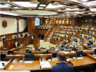 Надбавки для врачей, участвующих в борьбе с коронавирусом, закреплены законодательно