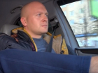  Лишившийся рук житель Унген показал на видео, как управляет автомобилем ногами 