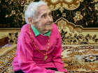 Орден Республики вручил 100-летнему ветерану Великой Отечественной войны президент Молдовы