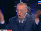 «Проститутка» Собчак облила водой матерящегося Жириновского в прямом эфире
