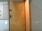 Лиха беда начало: еще одна установленная незаконно дверь была снесена в Кишиневе 