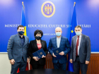 Додон ратует за развитие и популяризацию шахмат в Молдове