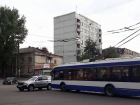 Водитель брошенного автомобиля блокировал движение троллейбусов на Буюканах