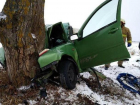 Автомобиль врезался в дерево в Унгенском районе: пострадала молодая женщина-водитель