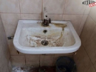 Президента Румынии попросили принять меры в отношении туалета на таможне