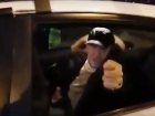 Хулиганский жест водителя внедорожника, который задел Land Cruiser и устроил потасовку в Одессе, попал на видео