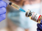 «Добровольно-принудительная» вакцинация в Молдове: медику угрожают увольнением